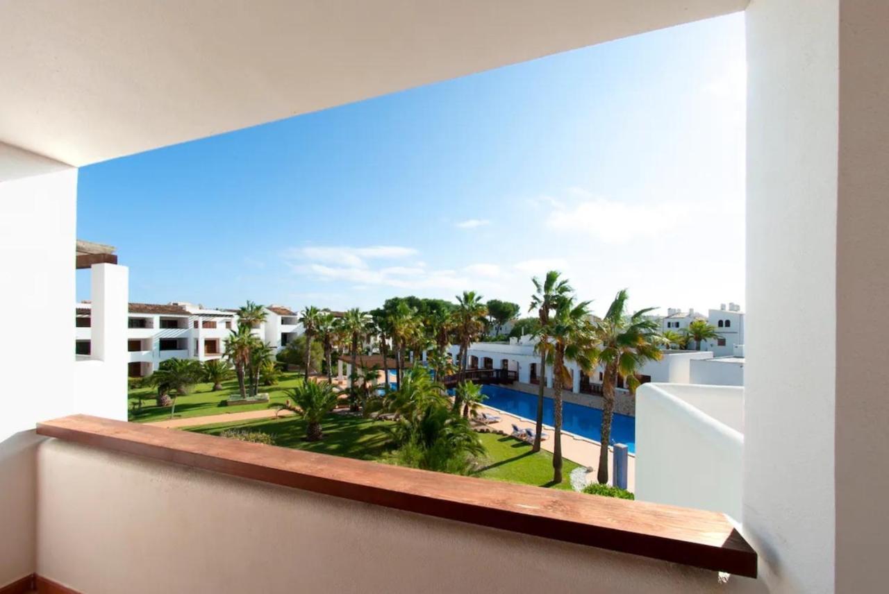 Lägenhet En Complejo Con Piscina *
