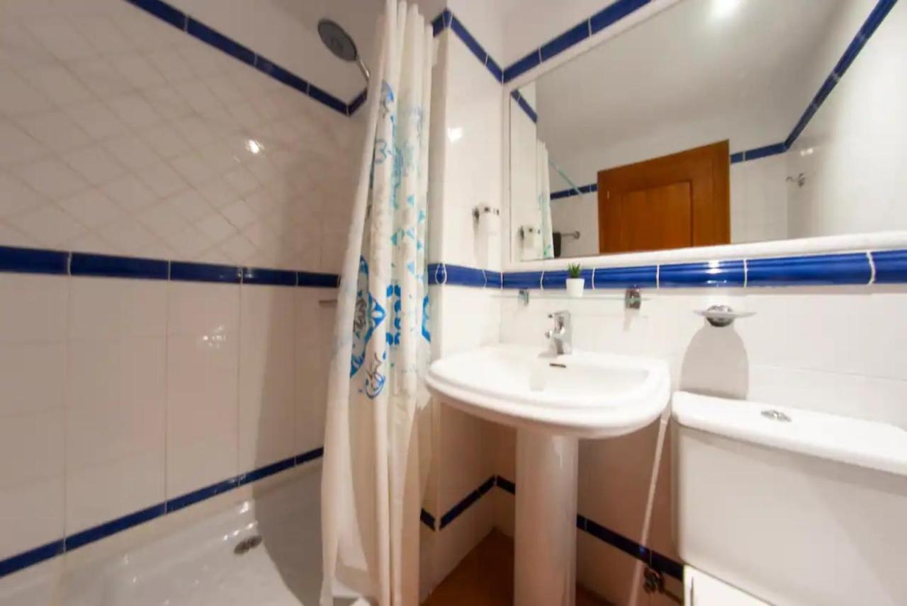 Lägenhet En Complejo Con Piscina